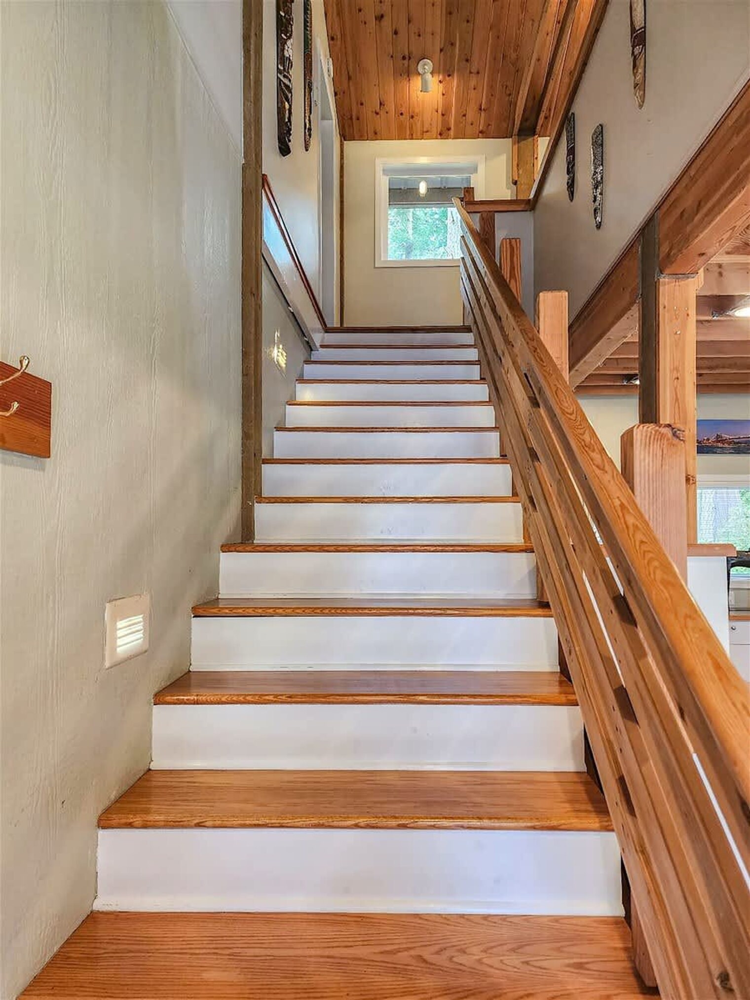 Building Photo - 218 Ironwood Dr