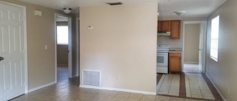 Building Photo - 1105 Hagle Park Rd