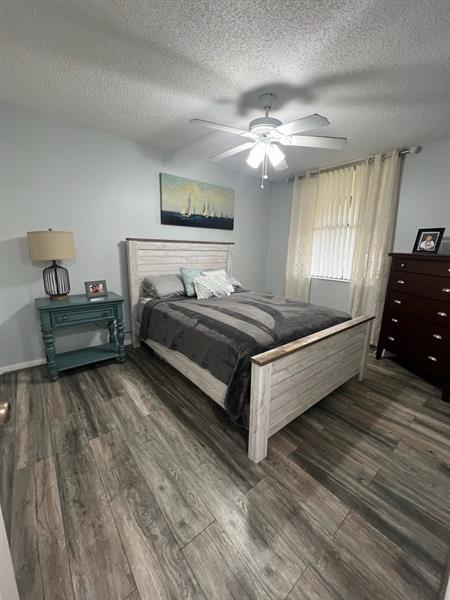 Building Photo - 2660 Carambola Cir N