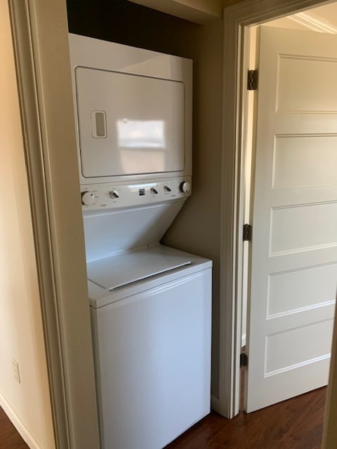 Building Photo - 110 Dyer St