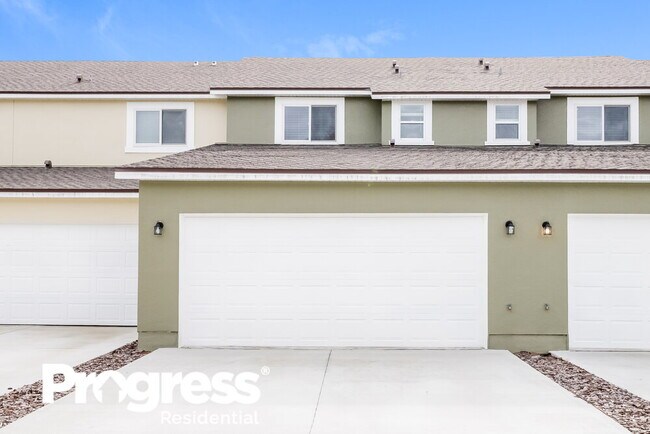 Building Photo - 148 Eleven Oaks Cir