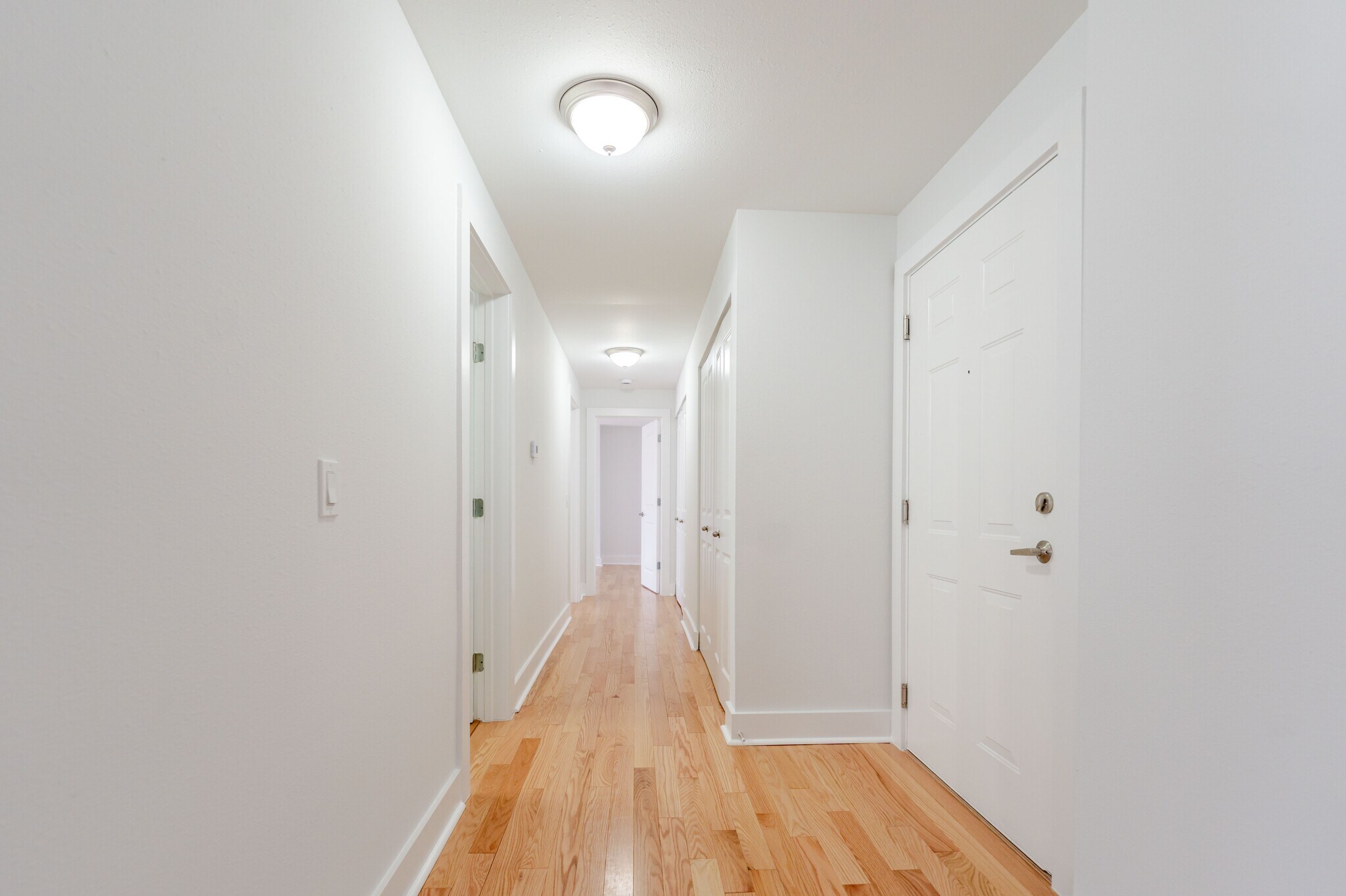 Building Photo - 5630 Pershing Ave