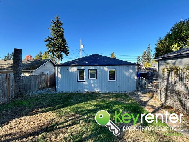 Building Photo - Charming 2 Bedroom Home for Rent in Tacoma...