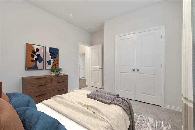 Building Photo - 925 Plaza Ln