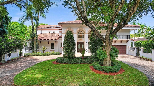 Building Photo - 4403 Monserrate St
