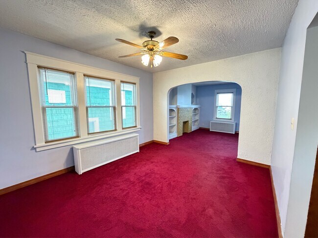 Building Photo - 144 Lovering Ave
