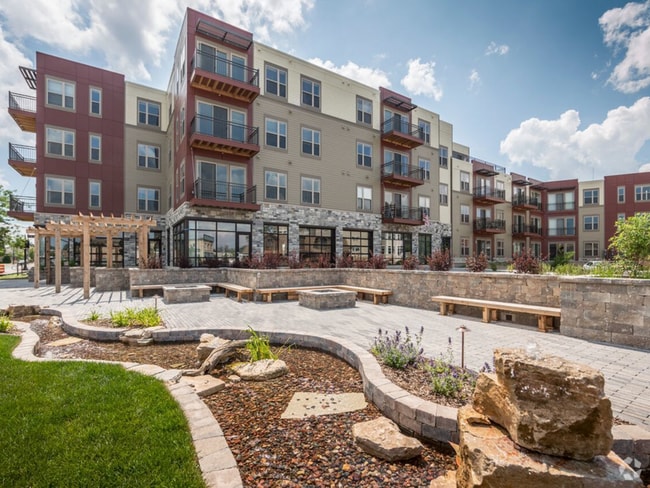 1505 Exterior - 1505 Apartments + Townhomes