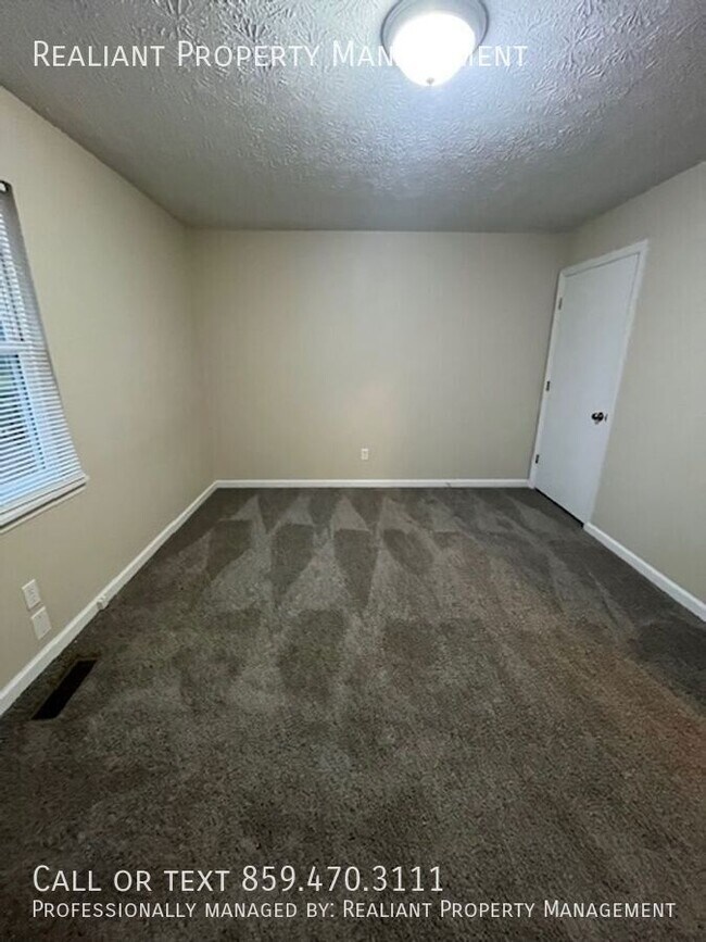 Building Photo - 229 Shreveport Dr