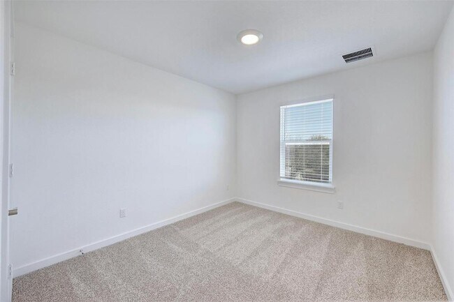 Building Photo - 2301 Wallin Bradley Dr