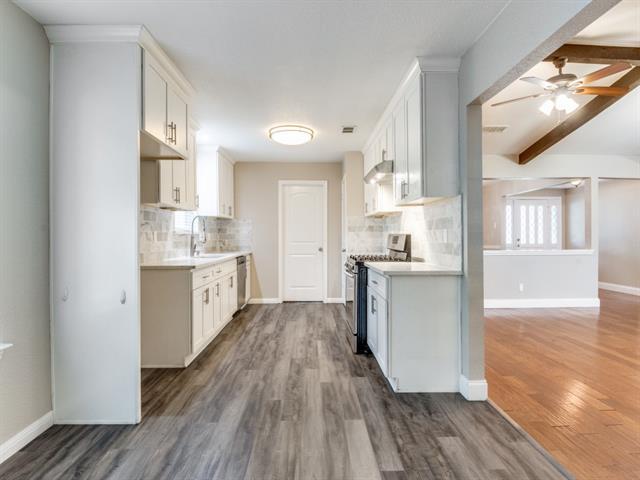 Building Photo - 3024 Stanford Dr