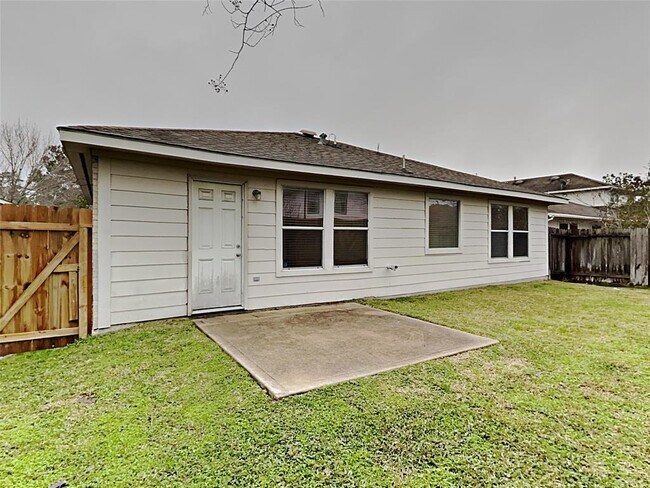 Building Photo - 3318 Falcon Trail Dr