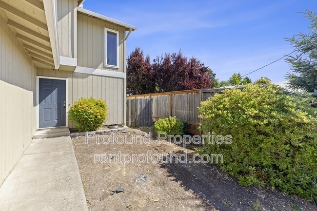 Building Photo - 20815 SW Alexander St