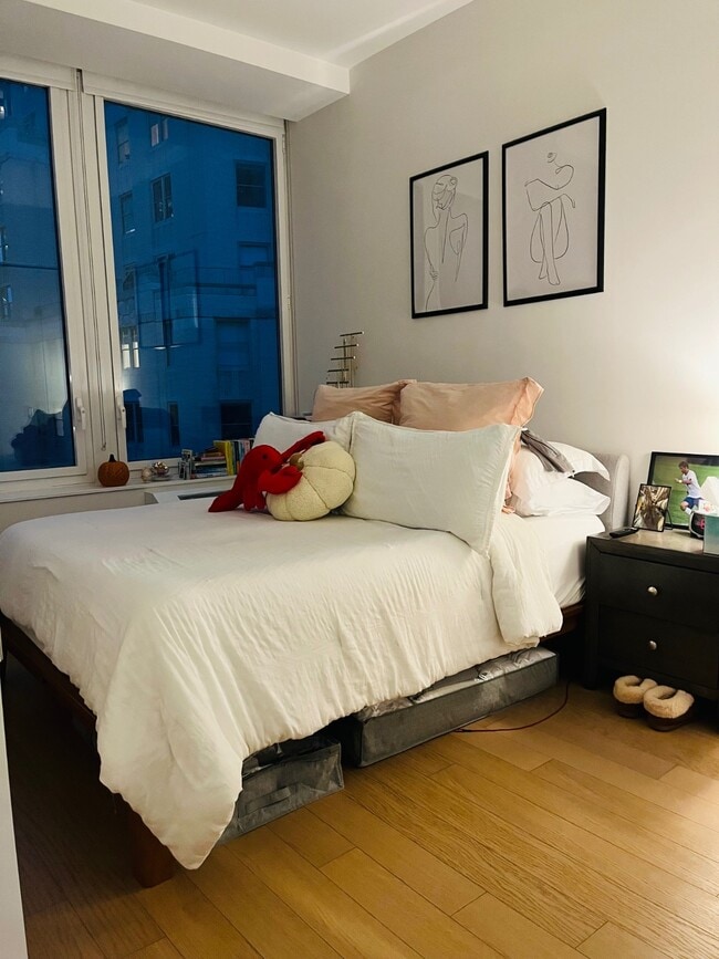 Building Photo - 180 Water St