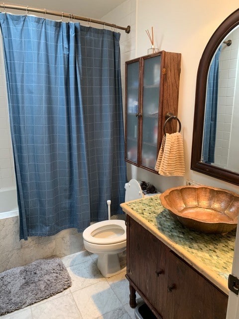 bathroom will be remodeled soon - 828 21st St