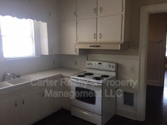 Building Photo - 3707 Whitland Ave