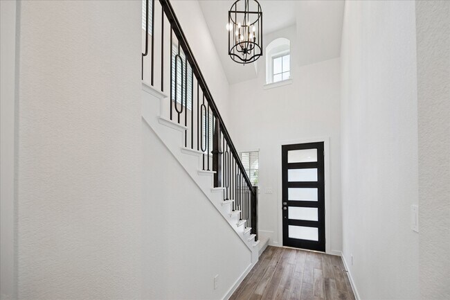Building Photo - 29802 Ellwood Ln
