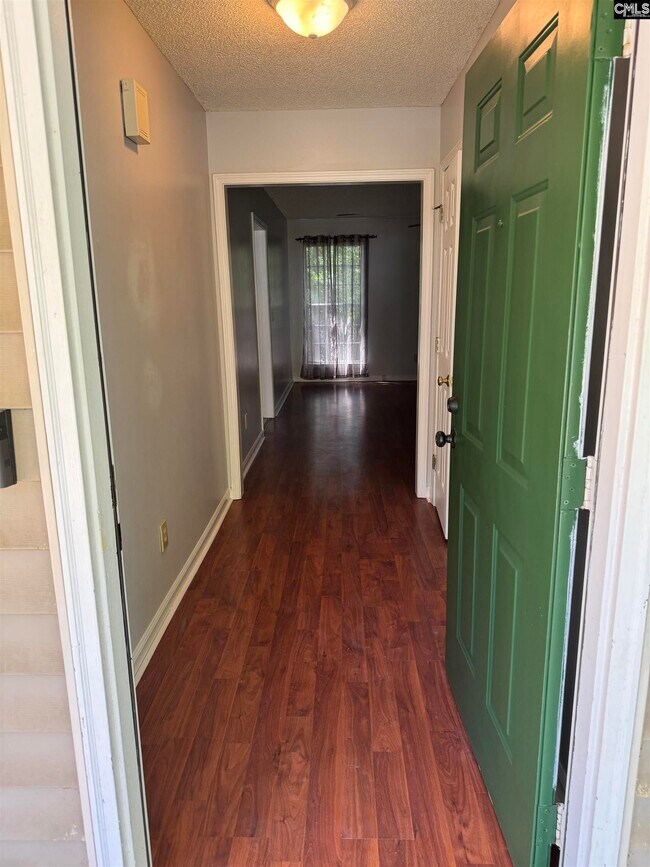 Building Photo - 143 Bradstone Rd