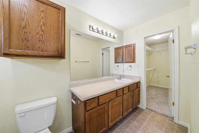 Building Photo - 1910 Steeds Crossing