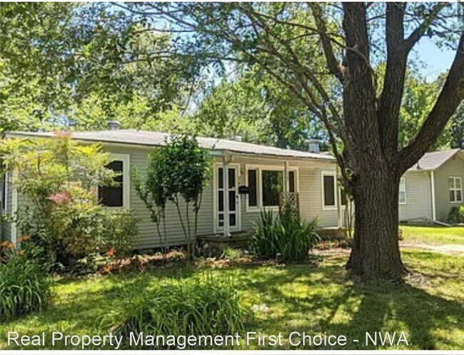 Building Photo - 2 br, 1 bath House - 1707 Westwood Avenue