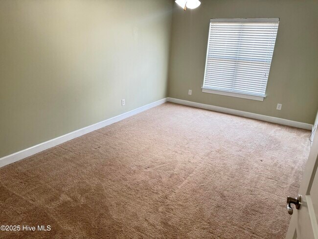 Building Photo - 1801 Fox Den Way
