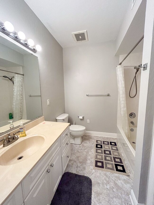 Building Photo - Union Street Station #324