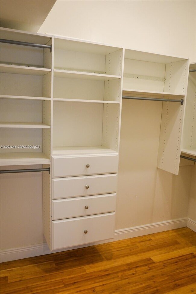 Building Photo - 7849 SW 103rd Pl