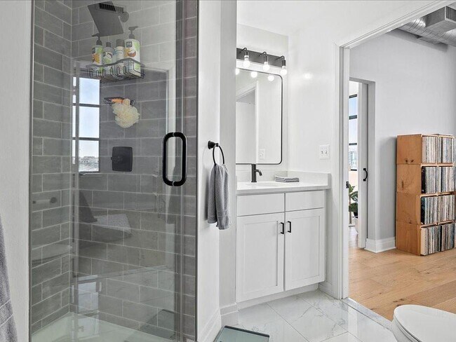 Building Photo - 2020 12th St NW