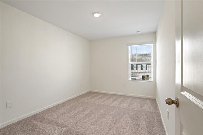 Building Photo - 541 Magnolia Cir