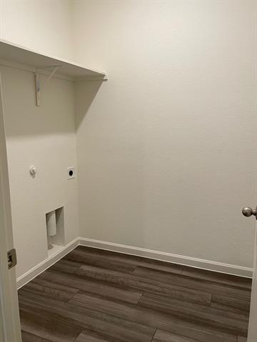Building Photo - 10348 Rosegreen Ln