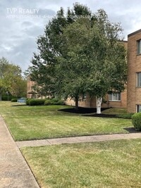 Building Photo - 20 E Erie Ave