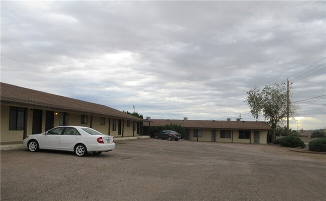 Primary Photo - 1755 Gordon #1 Dr
