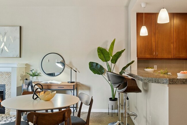 Building Photo - 16141 Cleveland St