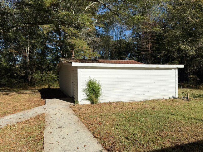 Building Photo - 5616 Co Rd 26