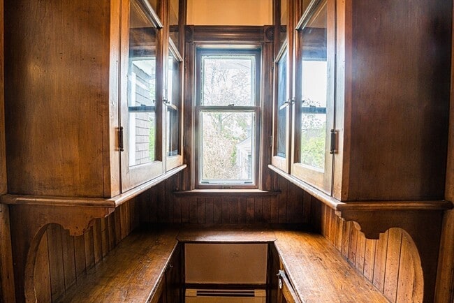 Building Photo - 18 Whittier St