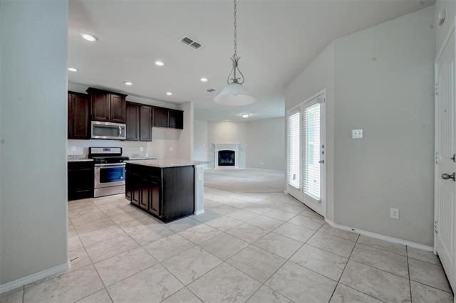 Building Photo - 1504 Emerald Tree Pl