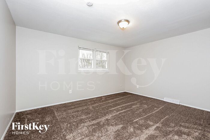Building Photo - 3545 Malabar St