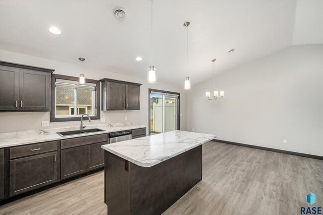 Building Photo - 4500 W 34th St N