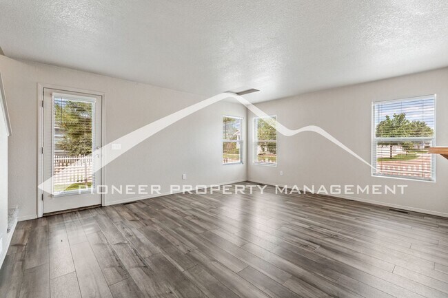 Building Photo - 7604 Firehawk Ln