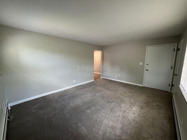 Building Photo - 6306 Fairhurst Ave