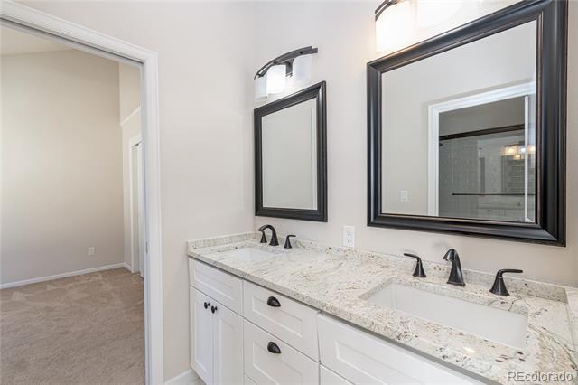 Building Photo - 541 Monroe St