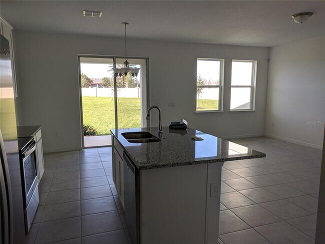 Building Photo - 15355 Willow Arbor Cir