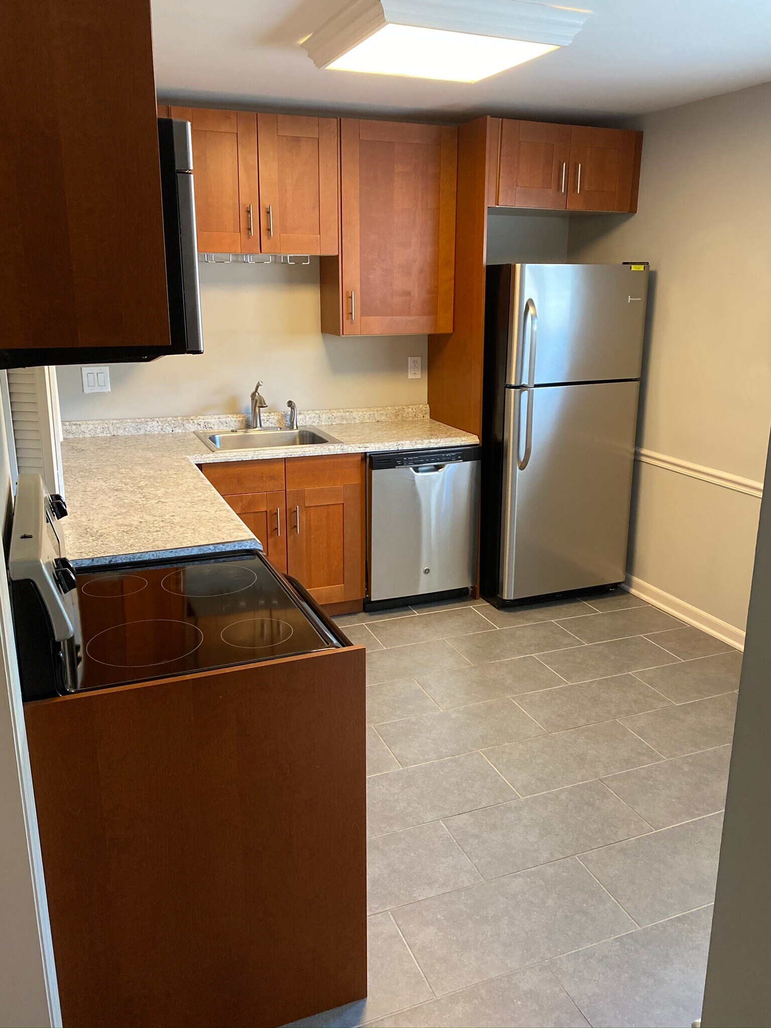 Building Photo - 1627 10th St Pl NW