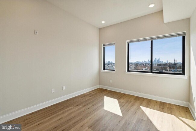 Building Photo - 2157 E Lehigh Ave