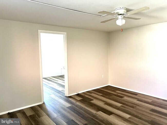 Building Photo - 360 W Patrick St