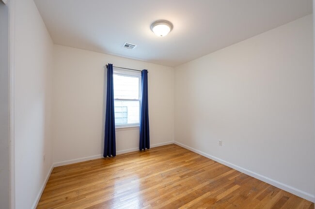 Building Photo - 108 Claremont Ave