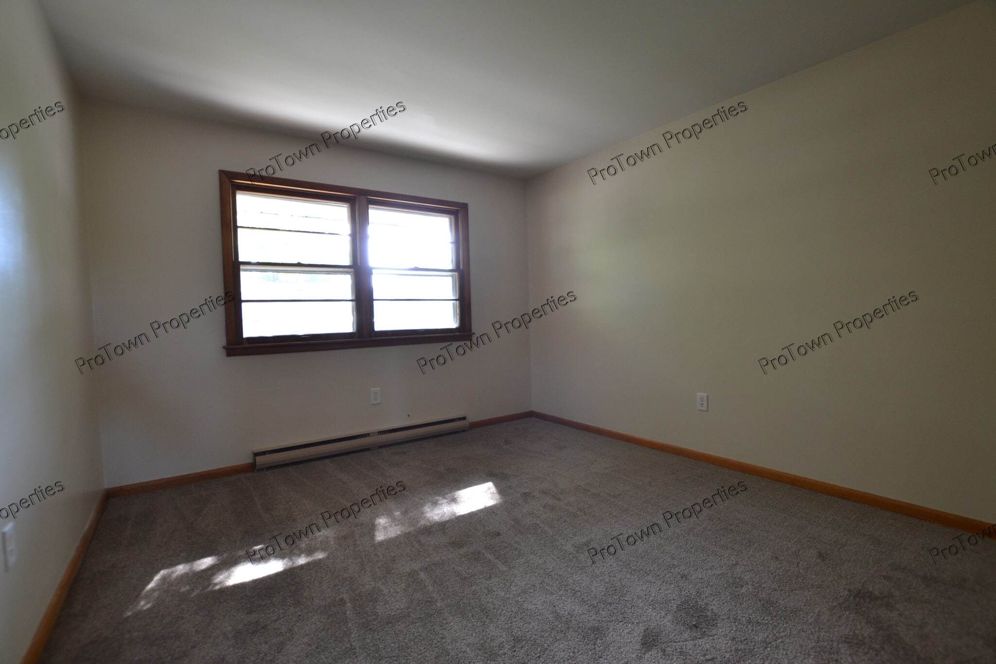 Building Photo - 103 S Joliet St
