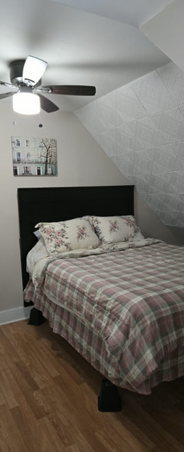 Building Photo - 34-36-36 Nairn Pl