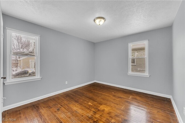 Building Photo - 15304 Benhoff Dr