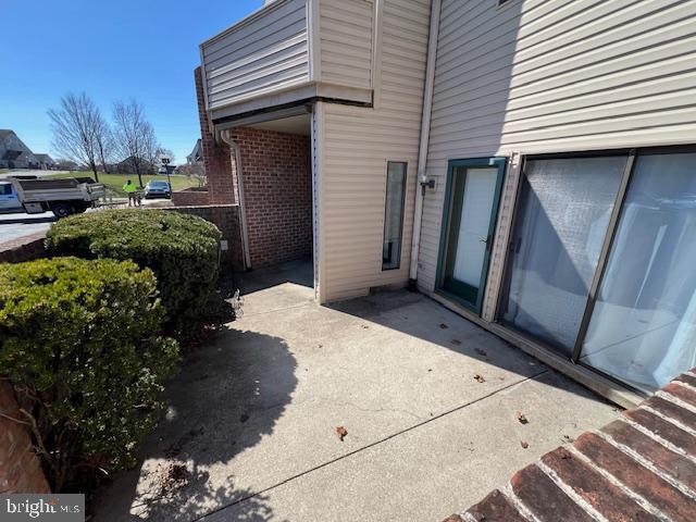 Building Photo - 504 Cherrington Dr