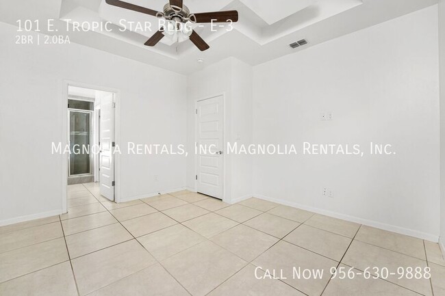 Building Photo - 2 Bedroom 2 Bath in Pharr in Gated Subdivi...